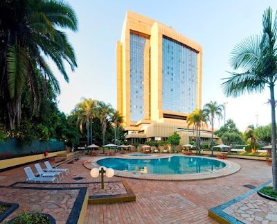 Foto de The Rainbow Towers Hotel and Conference Centre