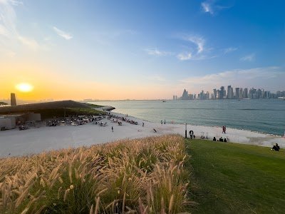 Foto de East Mound-Skyline View Point