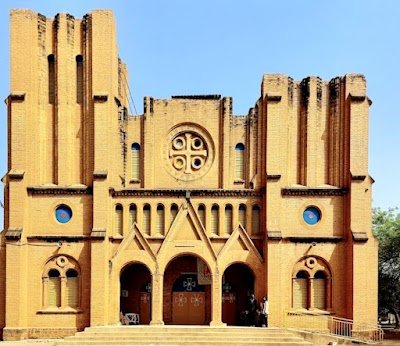 Foto de Catedral da Imaculada Conceição de Uagadugu