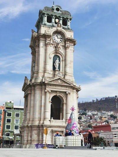Foto de Monumental Clock