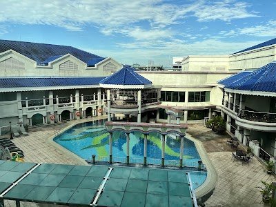 Foto de The Rizqun International Hotel