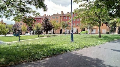 Foto de Martinez de las Rivas Plaza