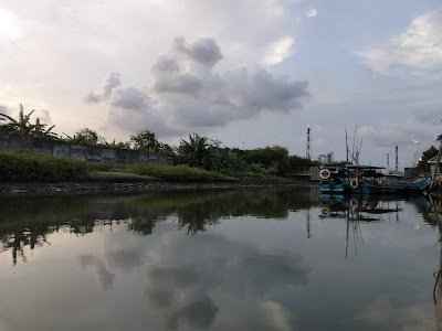 Foto de Dermaga Penyeberangan Kali Panas