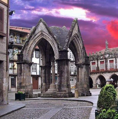 Foto de Padrão Comemorativo da Batalha do Salado Padrão de Nossa Senhora da Vitória