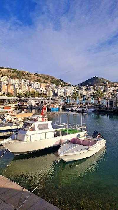 Foto de Saranda Embankment