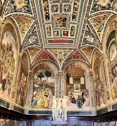 Foto de Piccolomini Library