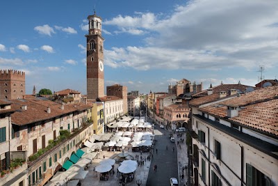 Foto de Torre dei Lamberti