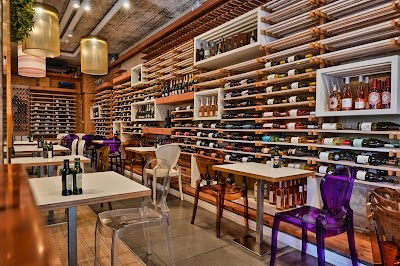 Foto de Kozmo Cafe and Vineria