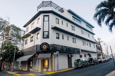 Foto de The Looking Glass Hotel