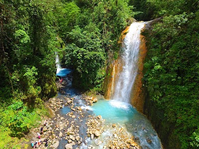 Foto de Blue Falls of Costa Rica