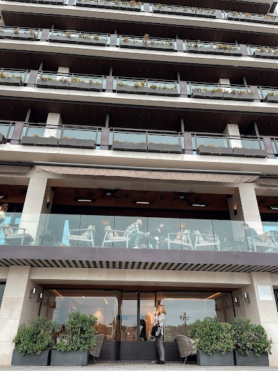 Foto de Land s End Boutique Hotel
