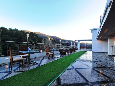 Foto de Hotel Mist Wood By Terraa Hotels, Dalhousie