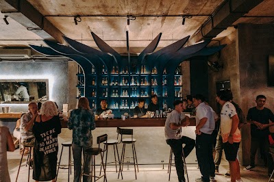 Foto de High Tide Bar Uluwatu