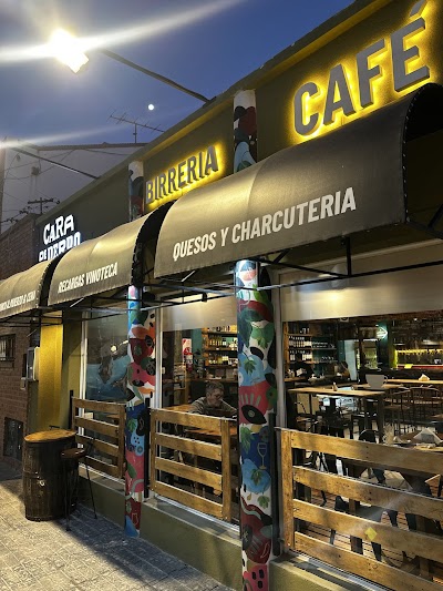 Foto de Cara de Perro Almacén Bar Café