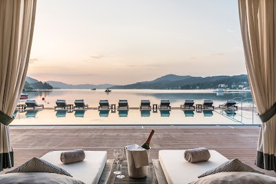 Foto de Falkensteiner Schlosshotel Velden – The Leading Hotels of the World