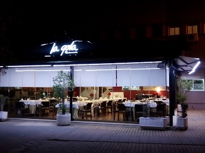 Foto de RESTAURANTE LA GOLA ( Pueblo)