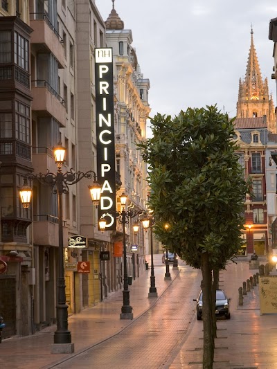 Foto de Hotel NH Oviedo Principado