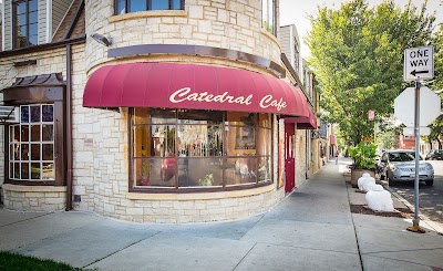 Foto de La Catedral Cafe Little Village