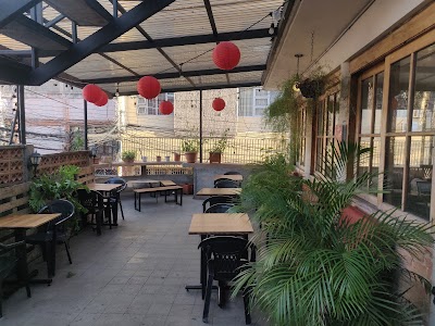 Foto de La Ronda Rooftop