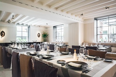 Foto de QUADRAT Restaurant e Garden