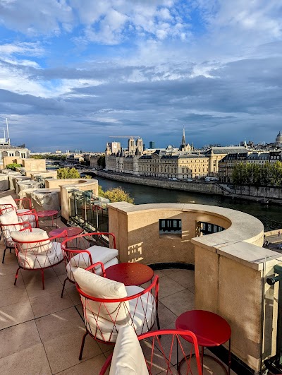 Foto de Le Tout-Paris
