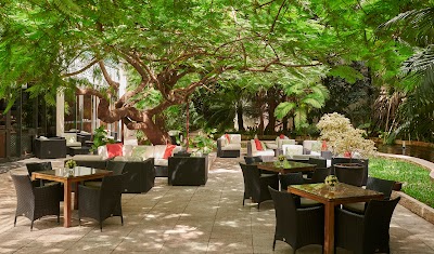 Foto de Flame Tree Lounge Terrace