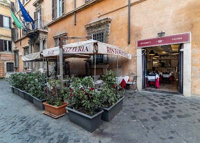 Foto de “Dal 1947 Bistrot“ Ristorante Pizzeria Fontana di Trevi