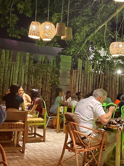 Foto de 305 Karafuu Restaurant