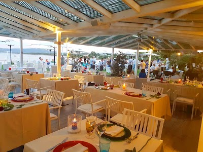 Foto de Nuska Beach Restaurant - Adults Only