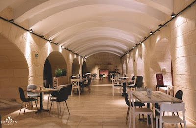 Foto de The Undercroft Autentico Ristorante Italiano.