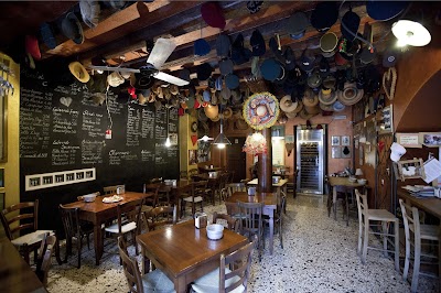 Foto de Osteria Al Cappello