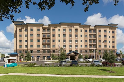 Foto de Staybridge Suites Orlando at Seaworld by IHG