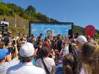 Foto de Memorial Jesse e Shurastey - Balneário Camboriú (SC)