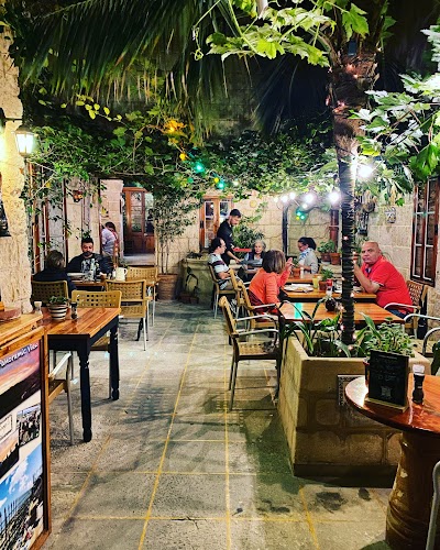 Foto de Coogi s Restaurant Tea Garden