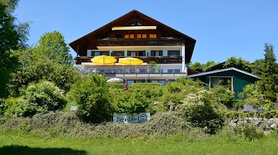 Foto de Hotel Dreimäderlhaus Weissensee