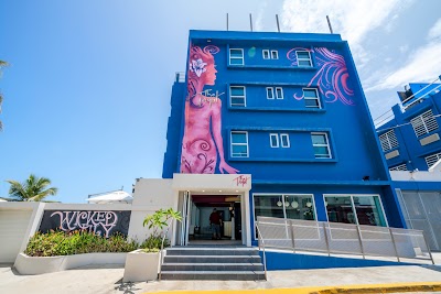 Foto de The Tryst Beachfront Hotel
