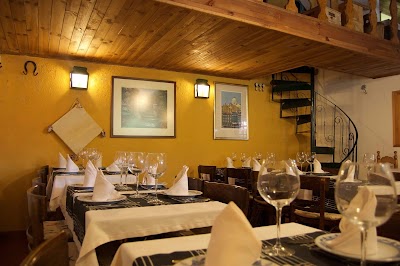 Foto de Taverna dos Trovadores