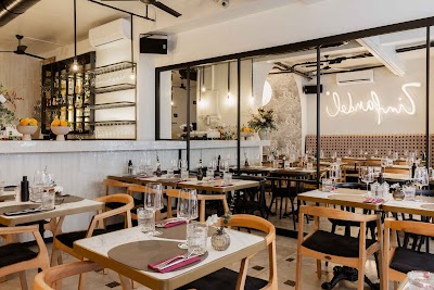 Foto de Zinfandel Food e Wine Bistro