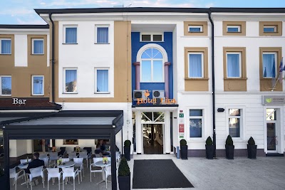Foto de Lipa, Hotel e Bistro