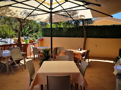Foto de Bar Bolla Ristorante a Mare Rocce Olbia