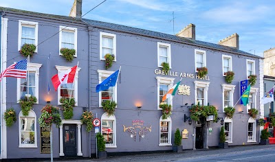 Foto de Greville Arms Hotel