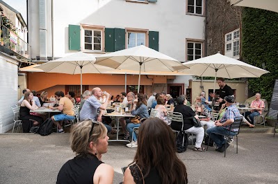 Foto de Ueli-Brau-Bar