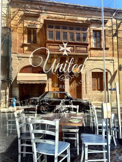 Foto de United Restaurant Behind The Church