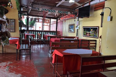 Foto de Restaurante El Fogoncito Alajuela