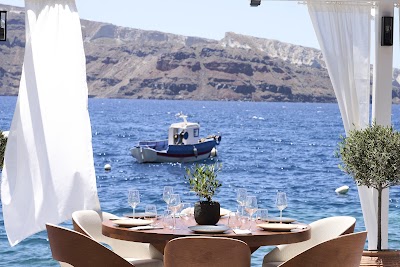 Foto de Basalt Restaurant Ammoudi Bay Santorini