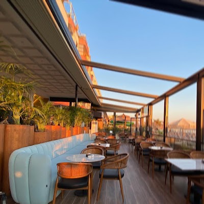 Foto de F L U C T U S Resto Lounge coffe