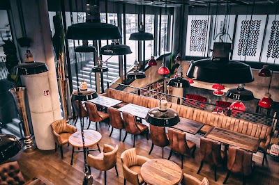 Foto de Browar Warszawski Restauracja Grill, Browar Bar