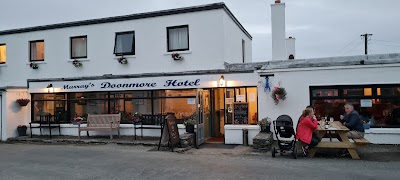 Foto de Murray s Doonmore Hotel, Bar e Restaurant - Inishbofin