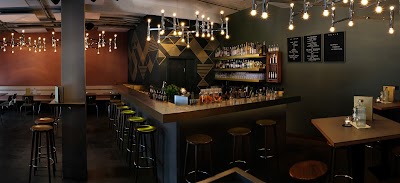 Foto de Golden Glimmer Bar - Augsburg